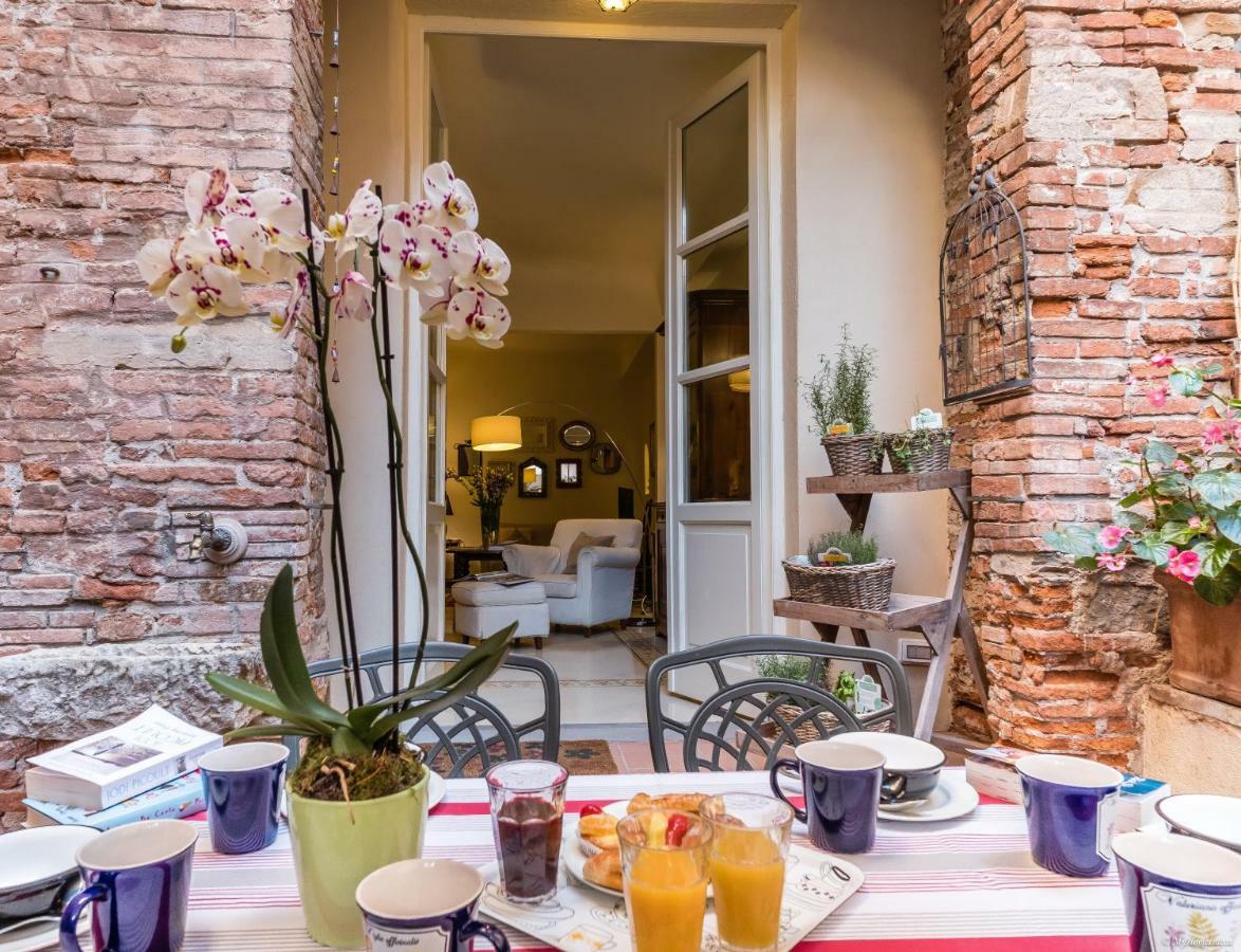 La Delizia Central Apartment Lucca Dış mekan fotoğraf